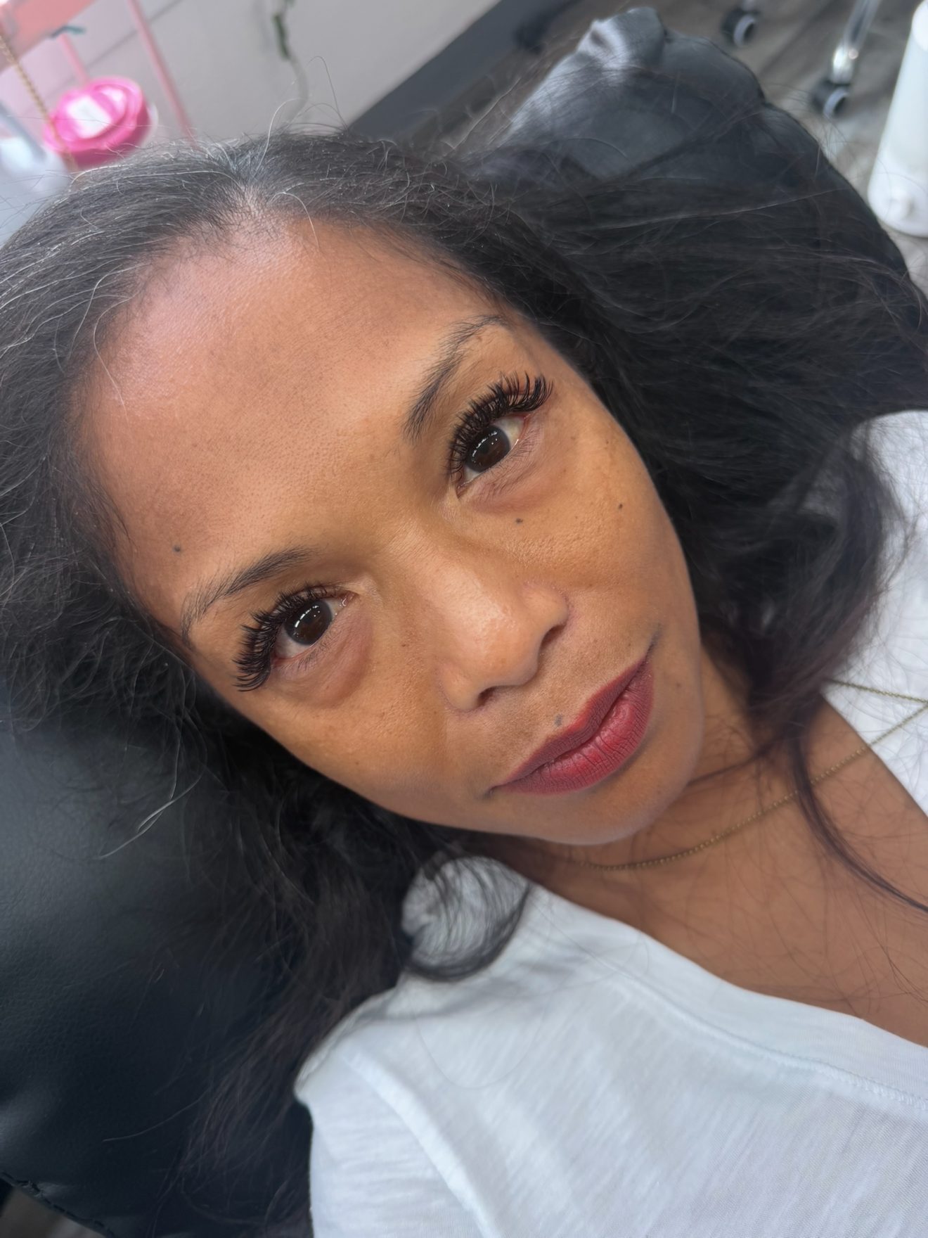 Close-up of full volume lash set